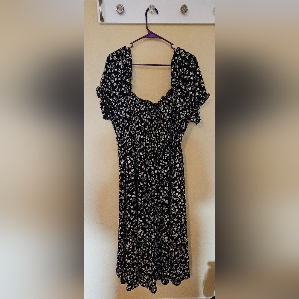 Floral Black and White Women's Dress Size Xl - Picture 5 of 5